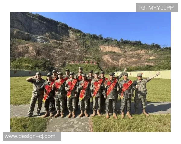 军营足球激情四射团结奋进展现军人风采与团队精神